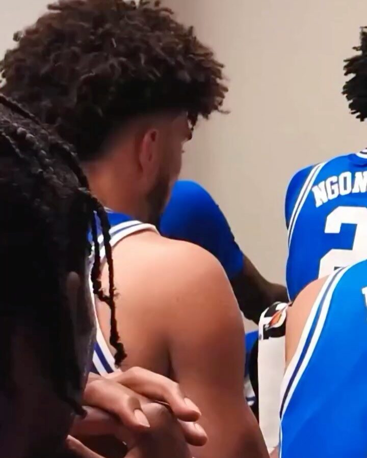 Instagram post from hoophustlers. This post is in position 1.