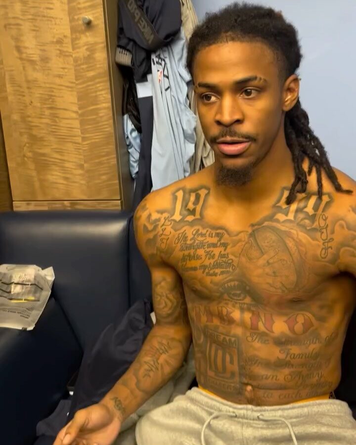 Instagram post from hoophustlers. This post is in position 1.