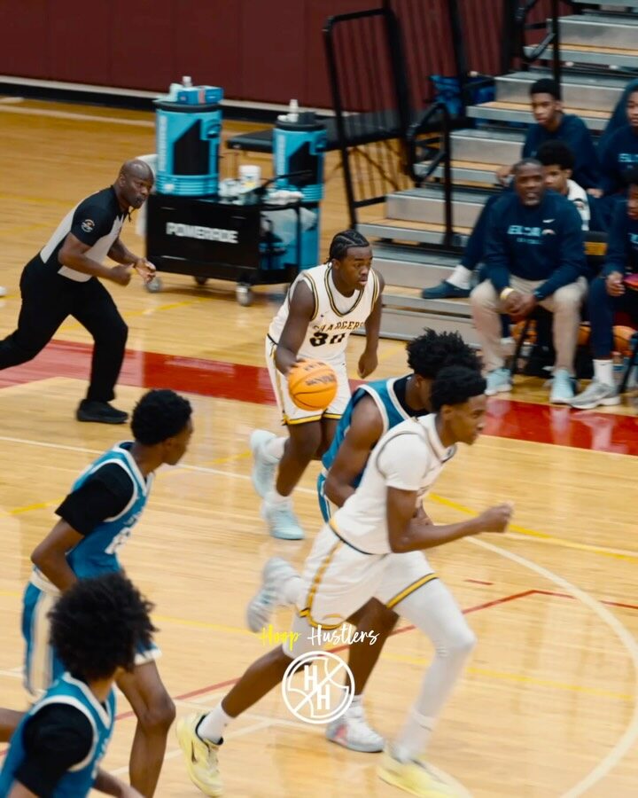 Instagram post from hoophustlers. This post is in position 1.